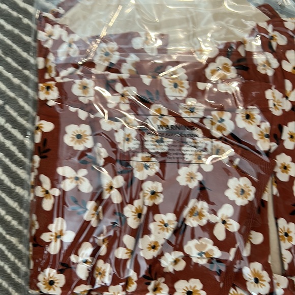 Brand New Little Sleepies Mocha Blossom 2 Piece Bamboo Viscose Pajama Sets - Picture 4 of 4